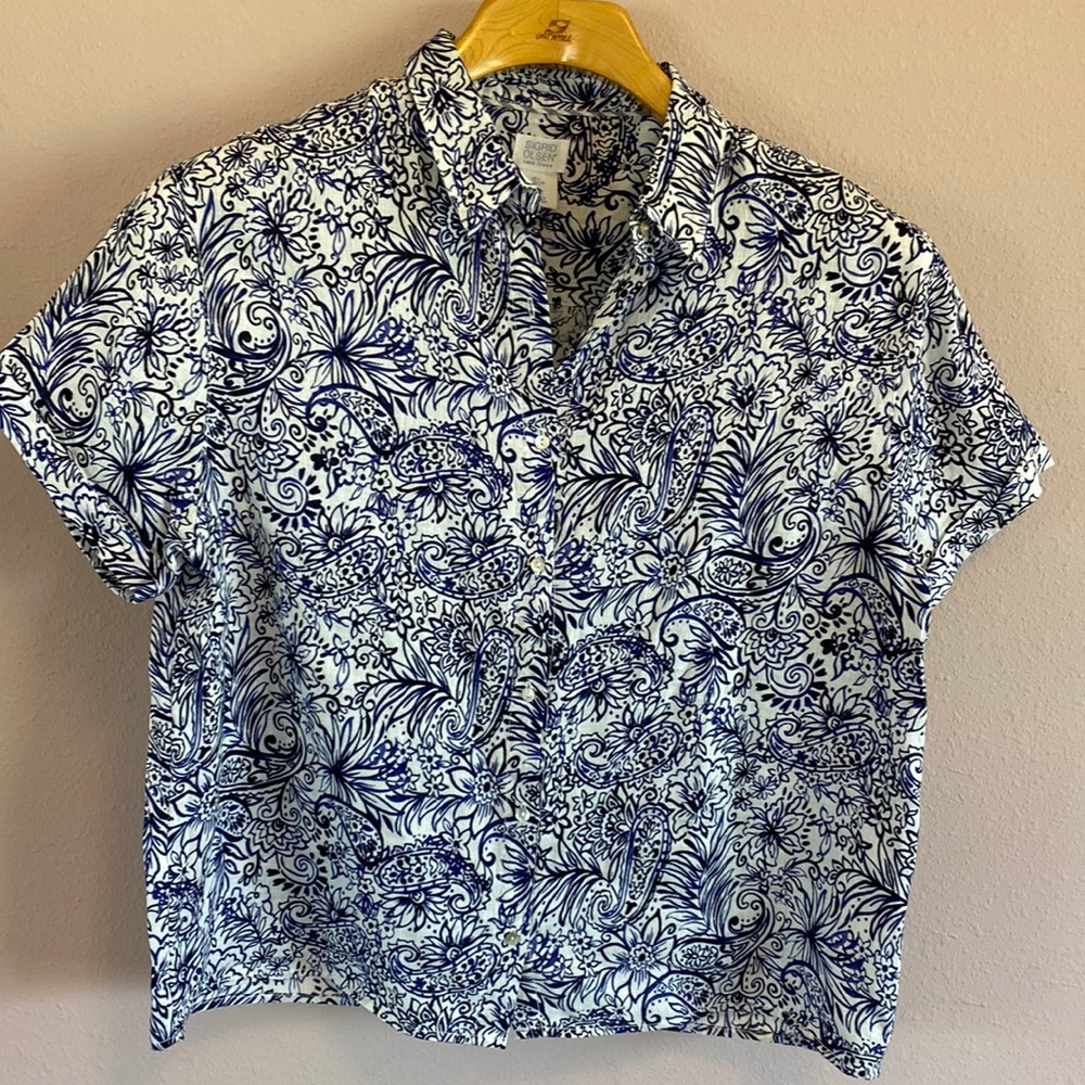 Singrid Olsen Navy and white,  linen top, size L